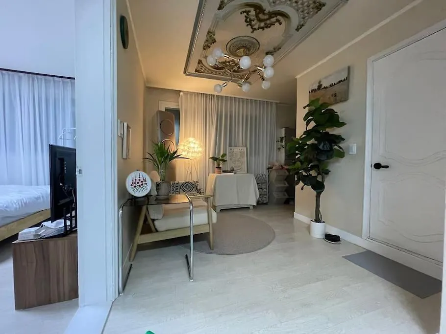 Stay Go-Yo Seoul Apartment